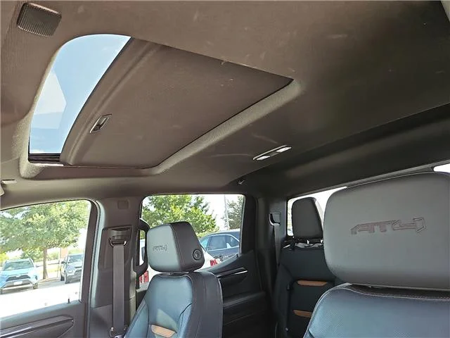 Used 2024 White GMC AT4 4x4 Crew Cab 5.75 ft. box 147.4 in. WB image 11
