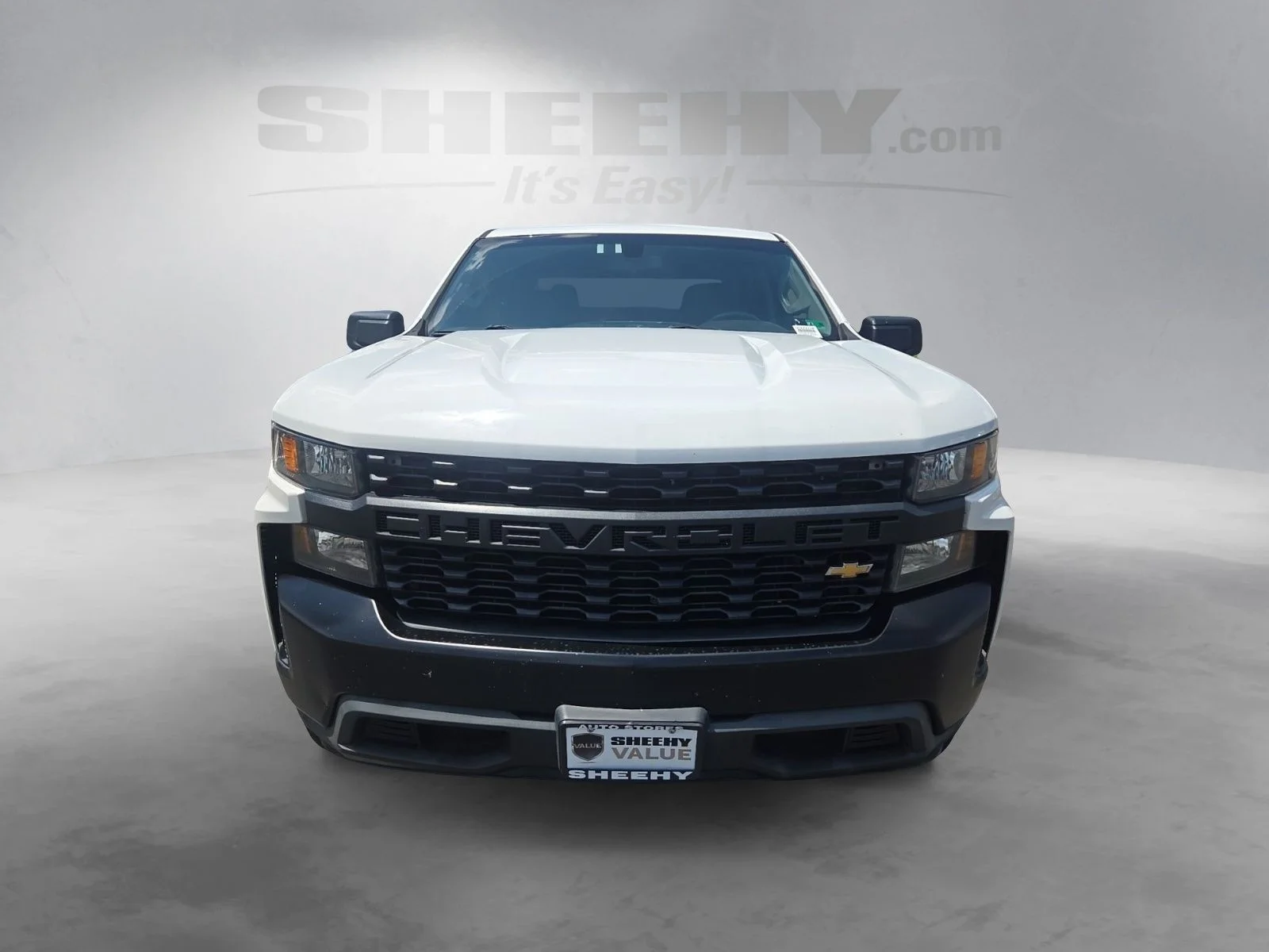 Used 2019 White Chevrolet WT image 17