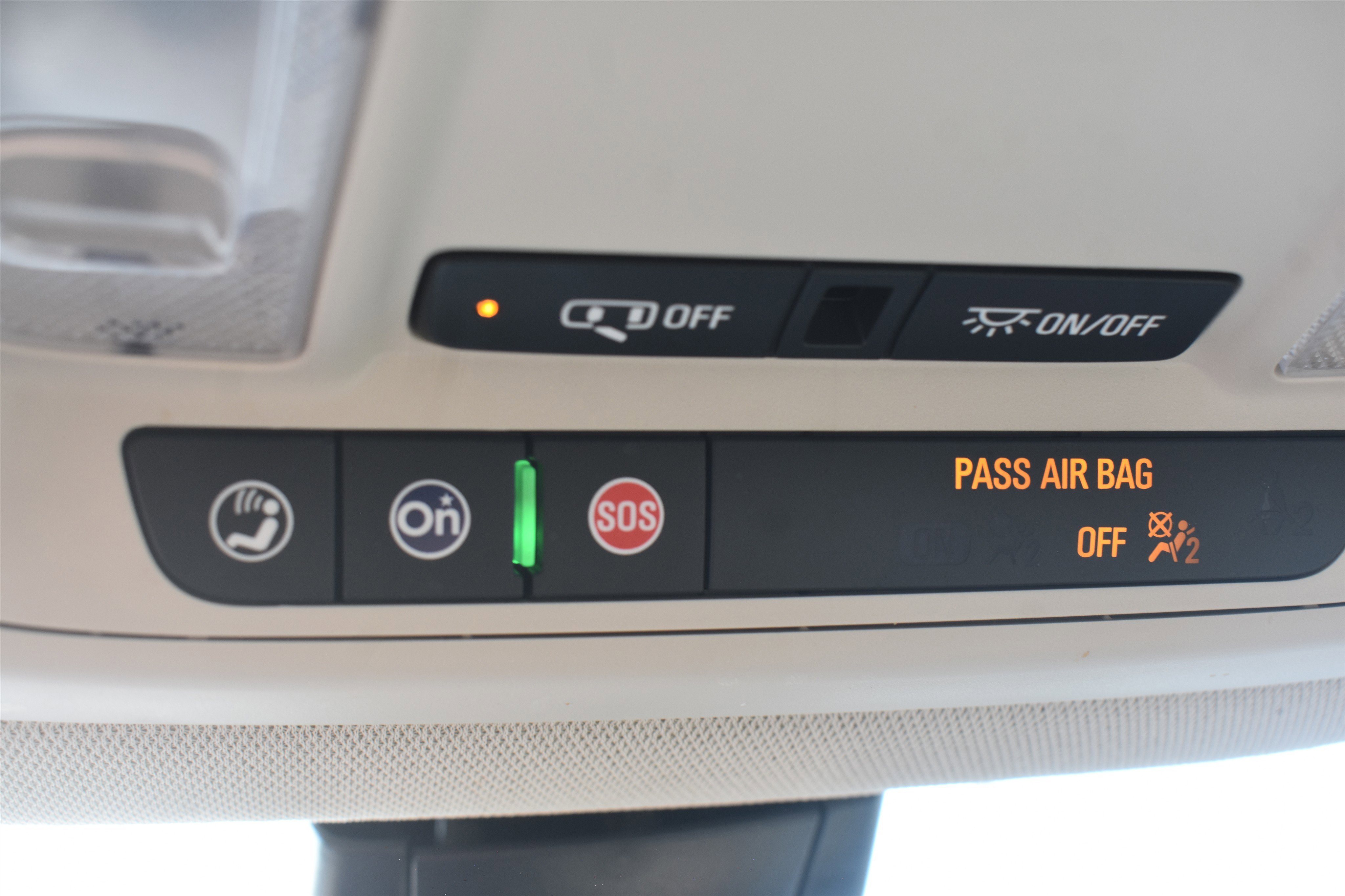 Used 2023 Summit White GMC Denali image 32