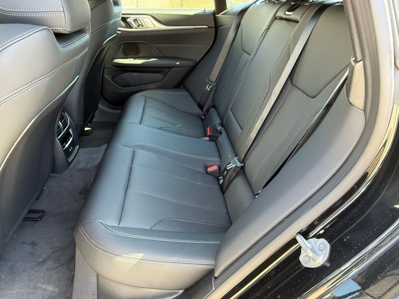 New 2026 Black Sapphire Metallic BMW eDrive40 image 31