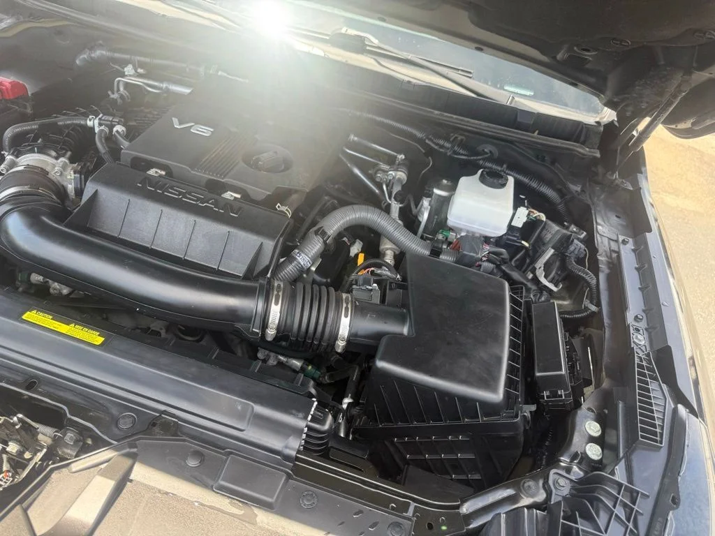 Used 2023 Black Nissan PRO-X image 65