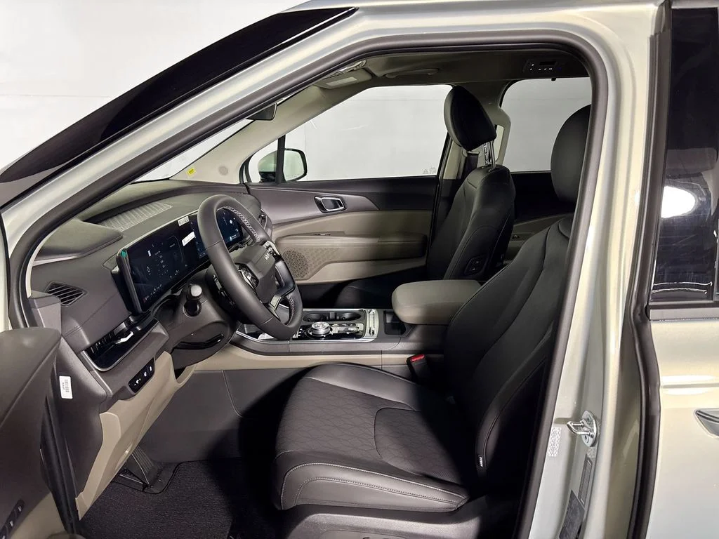 New 2027 Ivory Silver Kia SX image 11