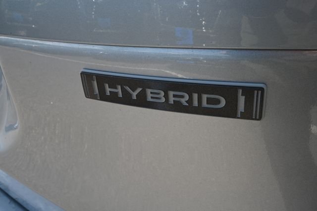 New 2026 ICE SILVER METALLIC Subaru Touring Hybrid image 33