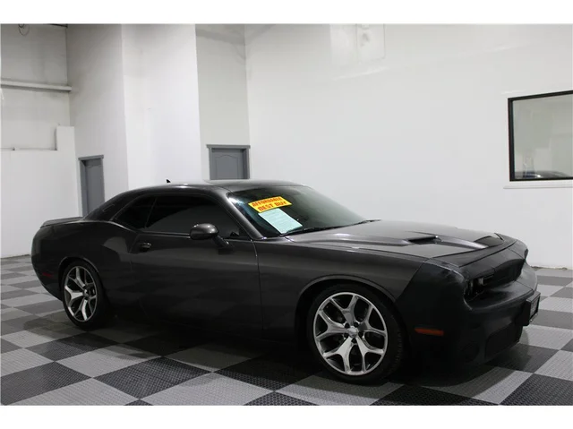 2015 Dodge Challenger SXT Plus