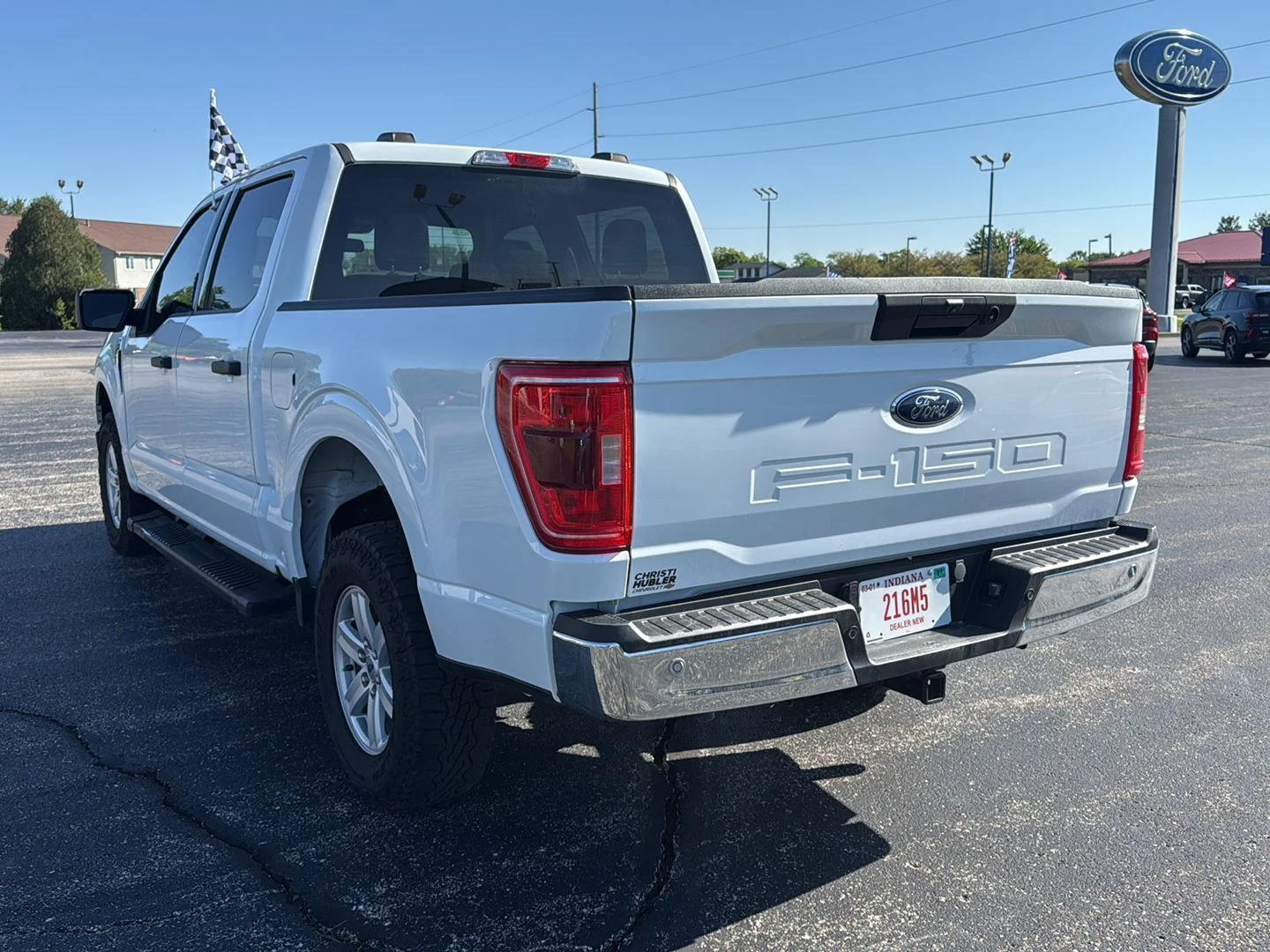 Used 2023 Oxford White Ford XLT image 10