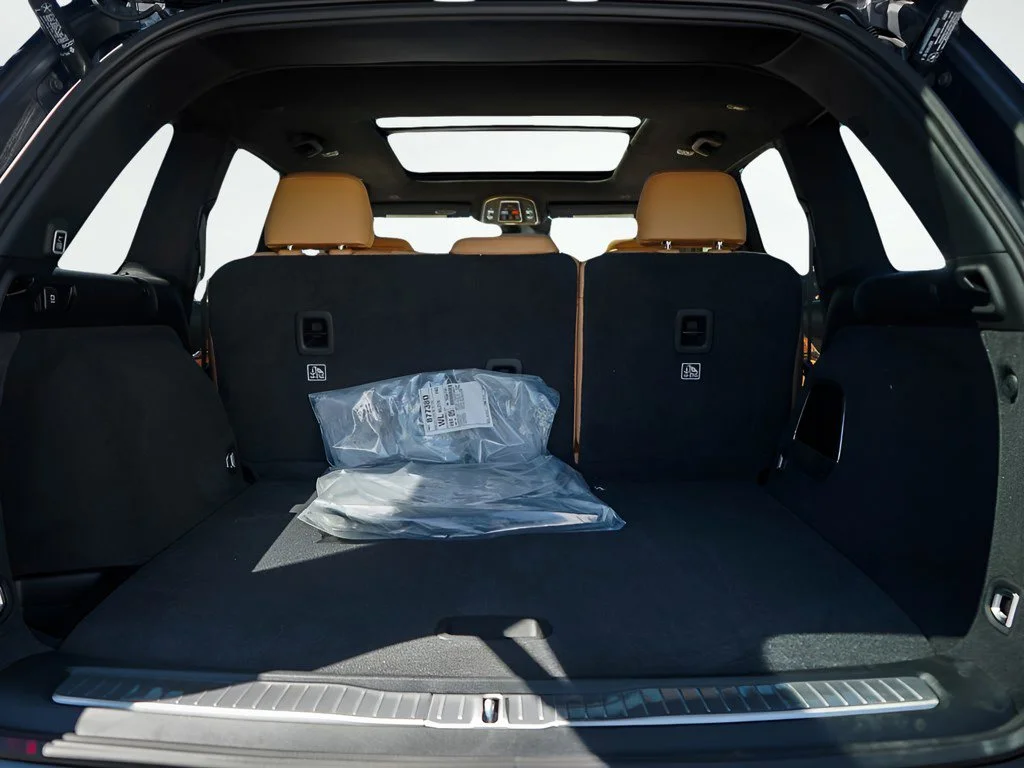New 2026 Baltic Gray Metallic Clearcoat Jeep Summit image 8