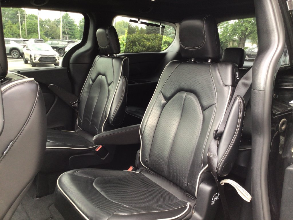 2025 Chrysler Pacifica Limited - Photo 33
