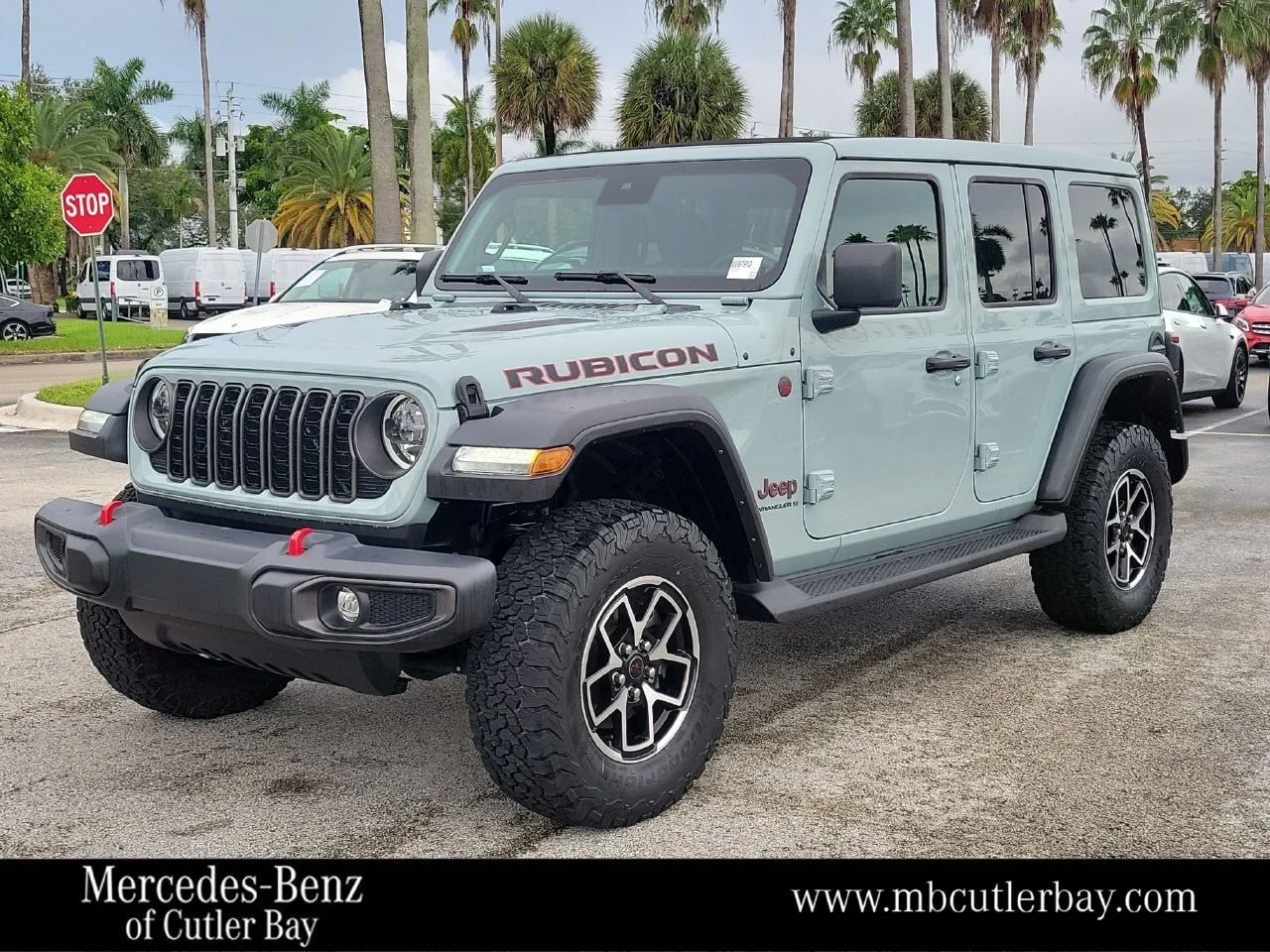 Used 2024 Gray Jeep Rubicon image 1