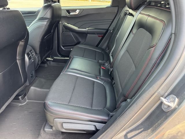 Used 2025 Gray Ford ST-Line image 13