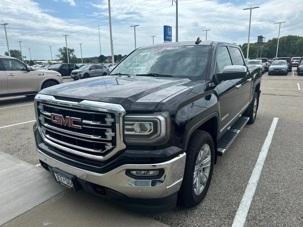 Used 2016 Black GMC SLT image 2