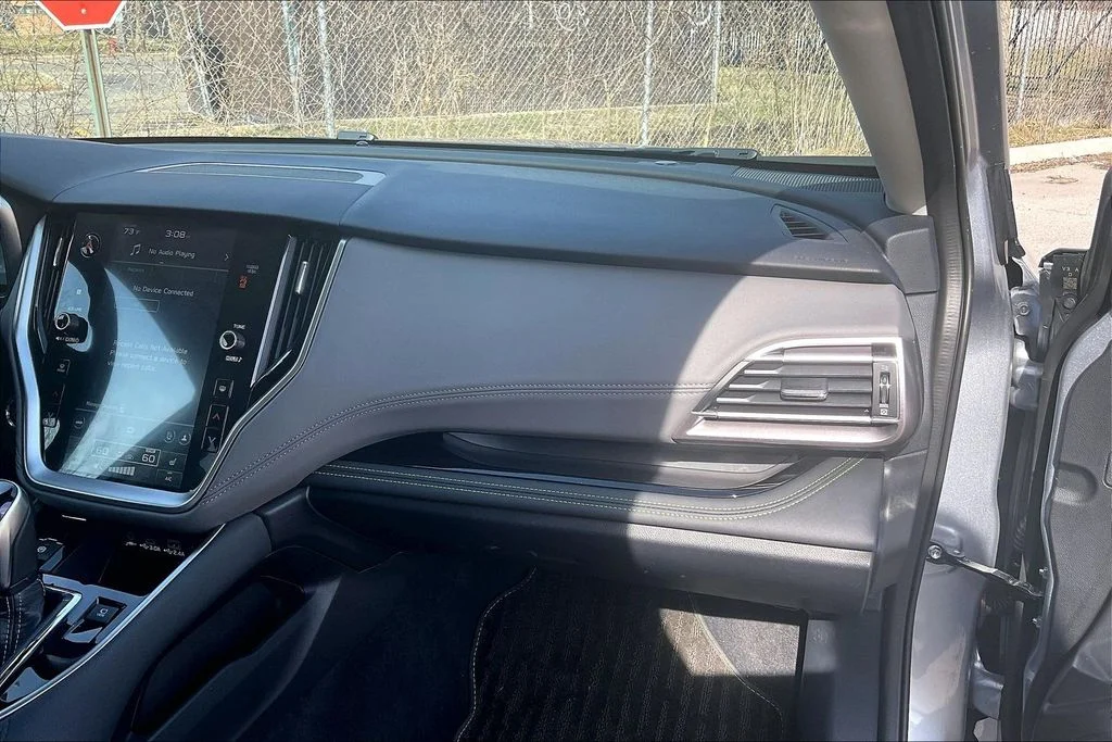 Used 2025 Silver Subaru Onyx Edition XT image 16