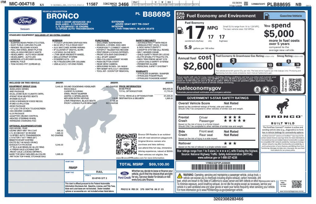 Used 2023 Azure Gray Metallic Ford Badlands image 2