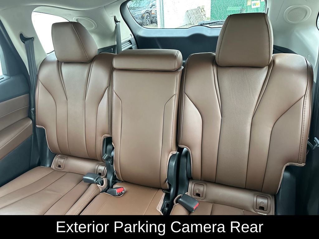 Used 2025 Liquid Carbon Metallic Acura Technology Package image 15