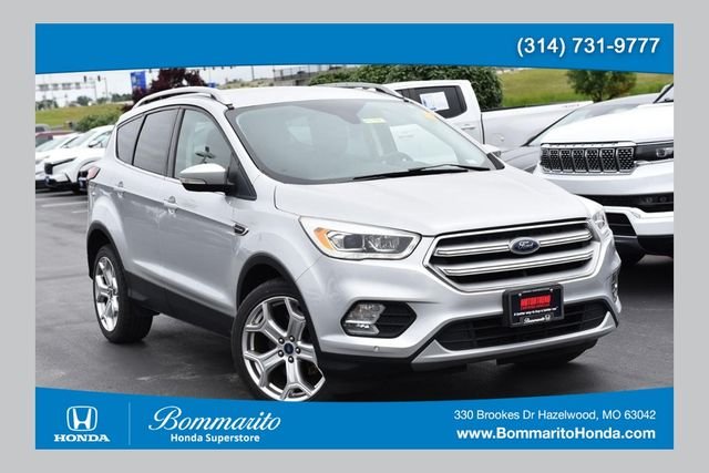 2019 Ford Escape Titanium's photo