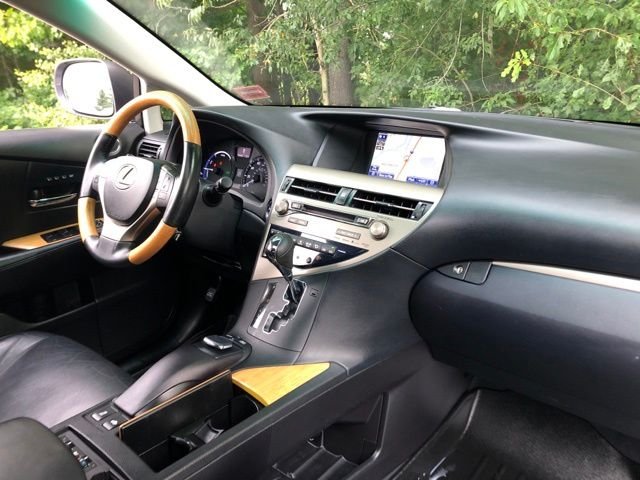 Used 2015 Gray Pearl Lexus 450h image 18