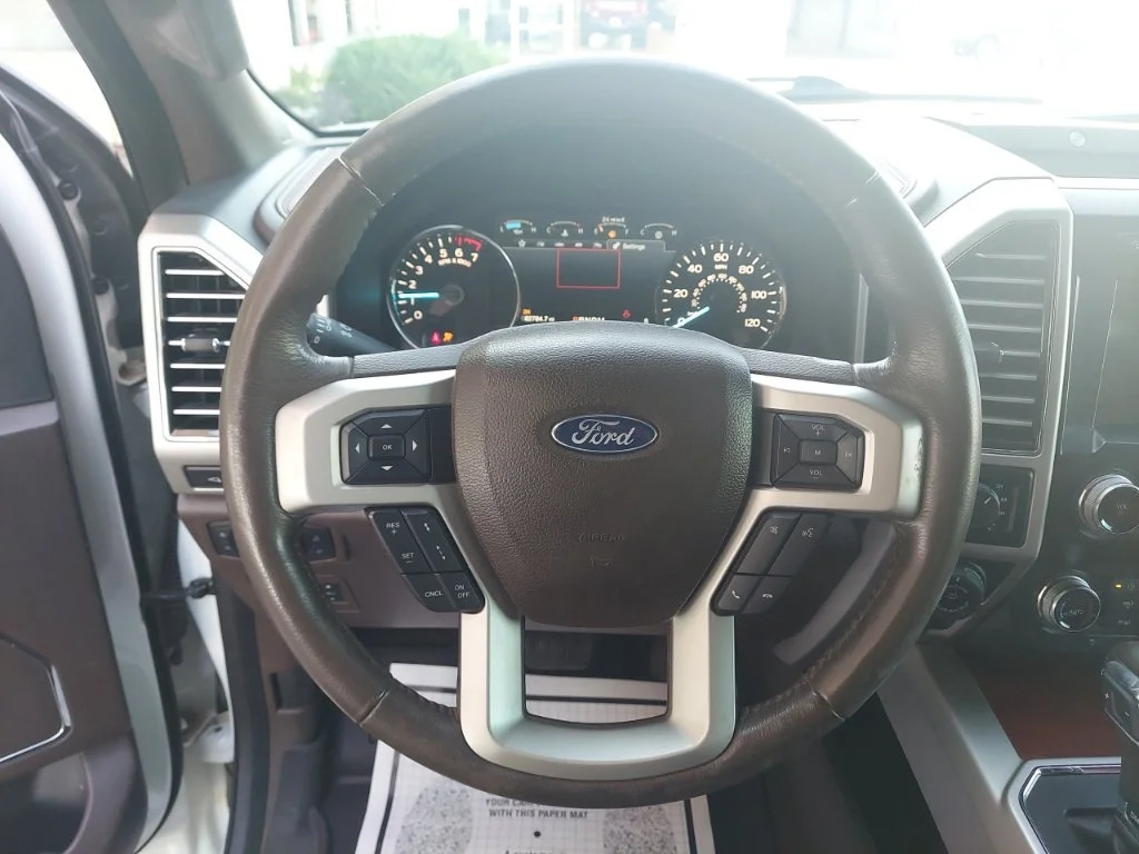 Used 2020 White Ford King Ranch image 13
