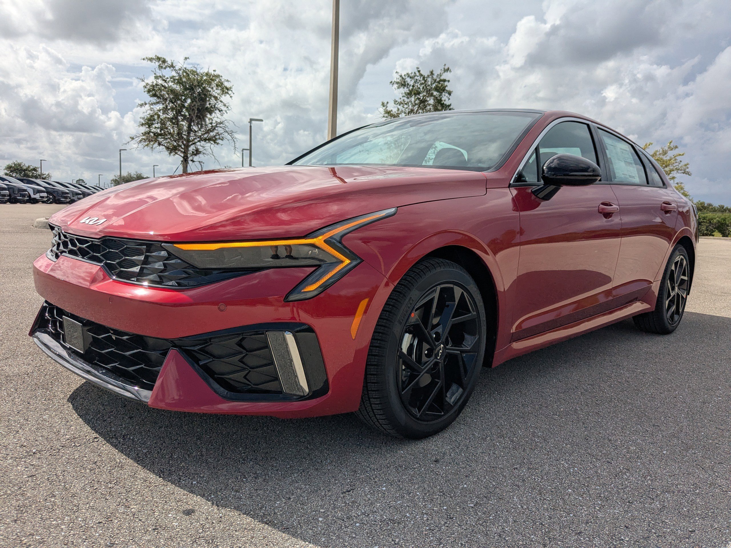 2026 Kia K5 GT-Line - Photo 9