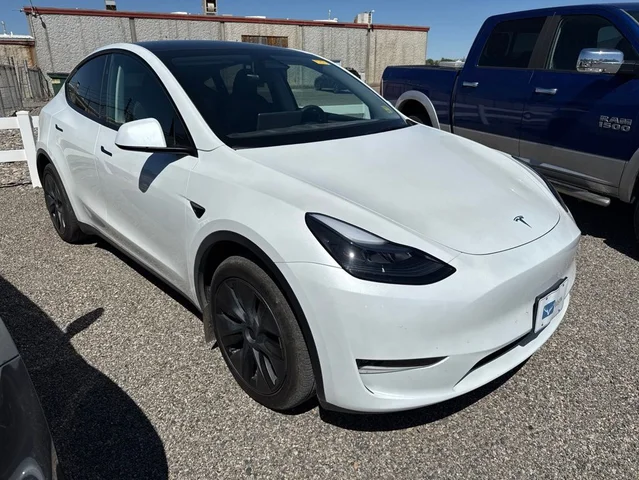 2024 Tesla Model Y Long Range Dual Motor All-Wheel Drive's photo