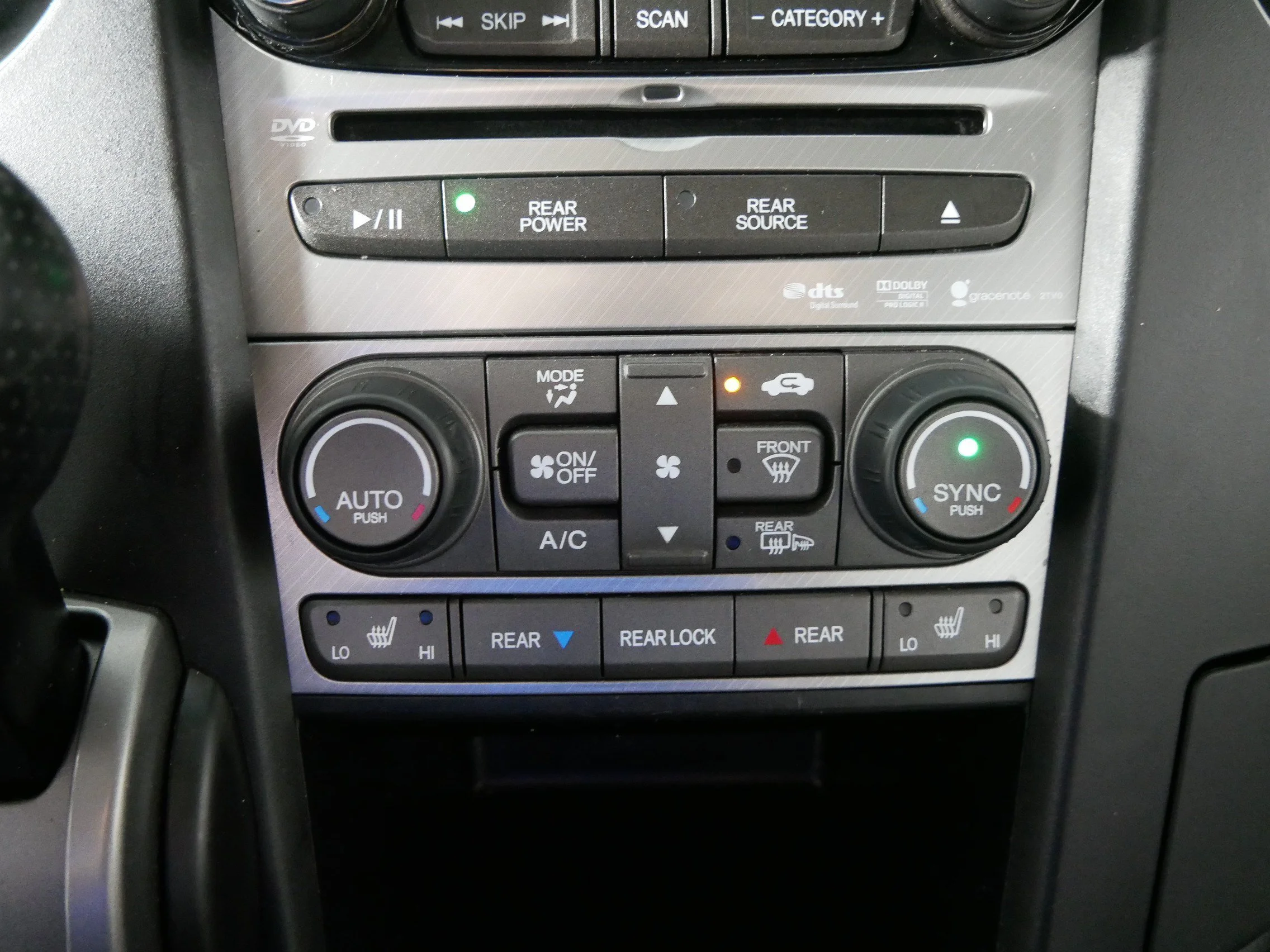Used 2013 Polished Metal Metallic Honda Touring image 23