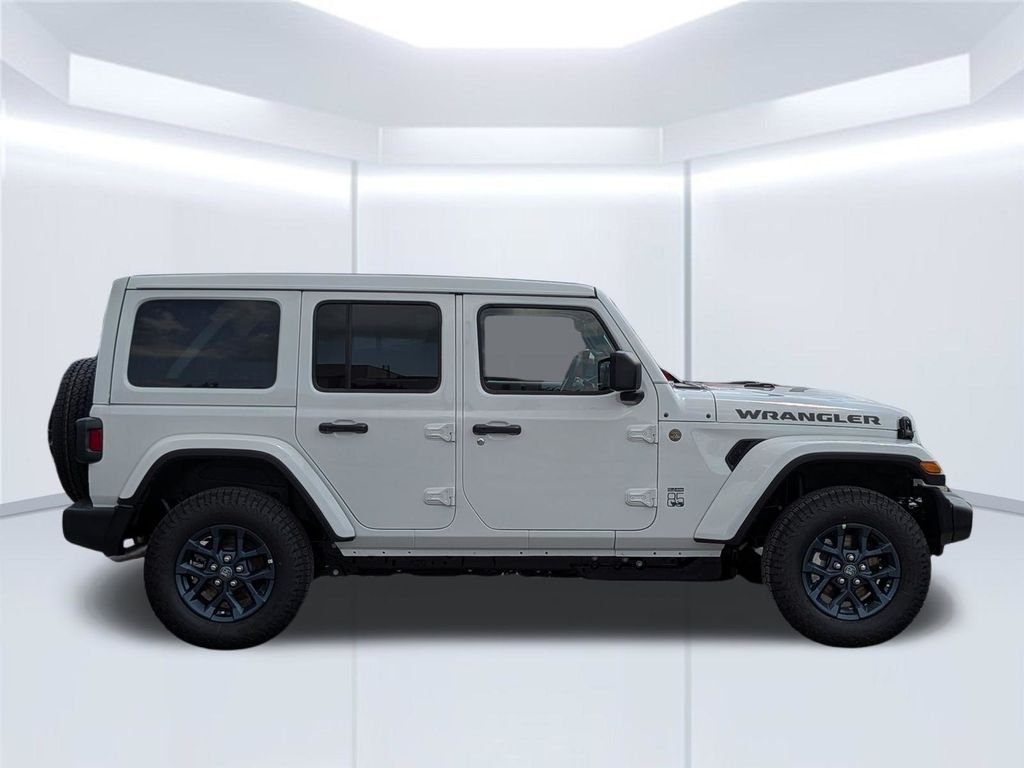 New 2026 Bright White Clear-Coat Exterior Paint Jeep 85th Anniversary Edition image 7