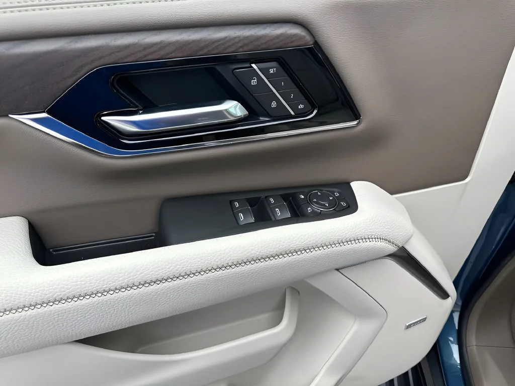 2026 GMC Yukon XL Denali - Photo 20
