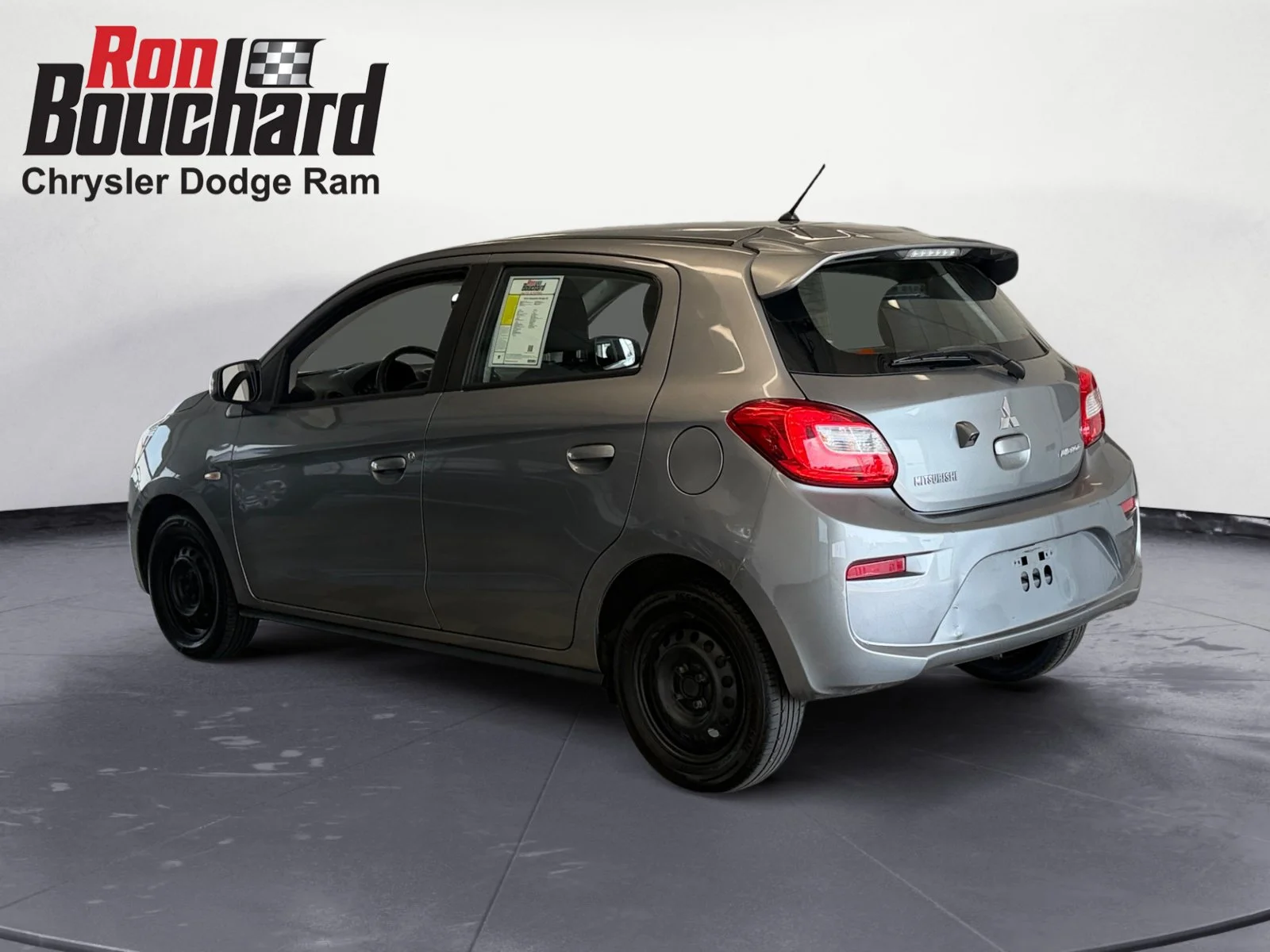 Used 2018 Gray Mitsubishi ES image 4