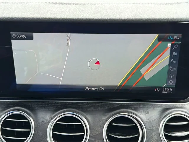 Used 2019 Red Mercedes-Benz 4MATIC® image 29