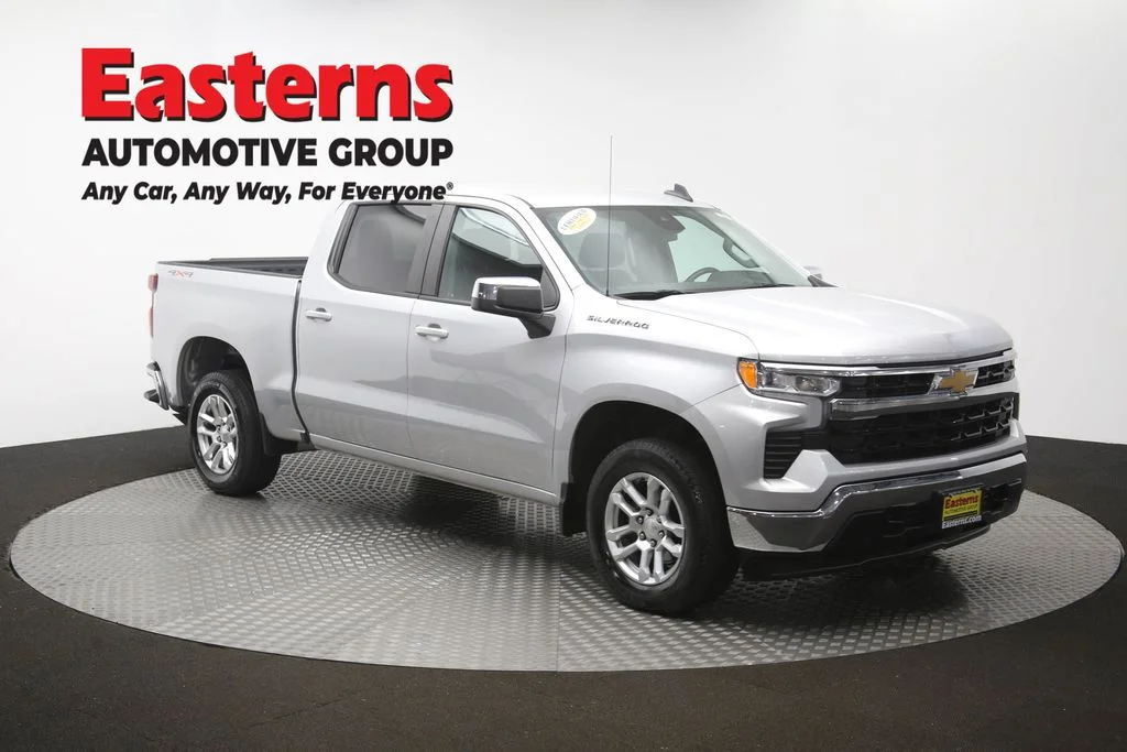 Used 2022 Silver Chevrolet LT image 51