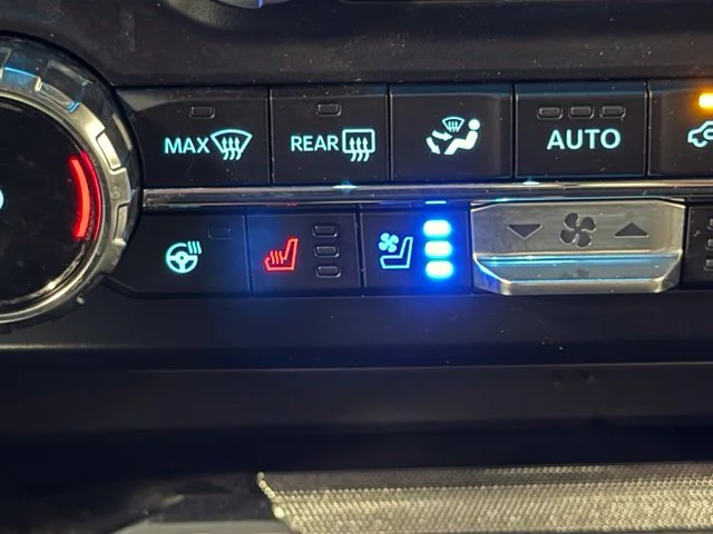Used 2025 Red Ford Lariat image 28