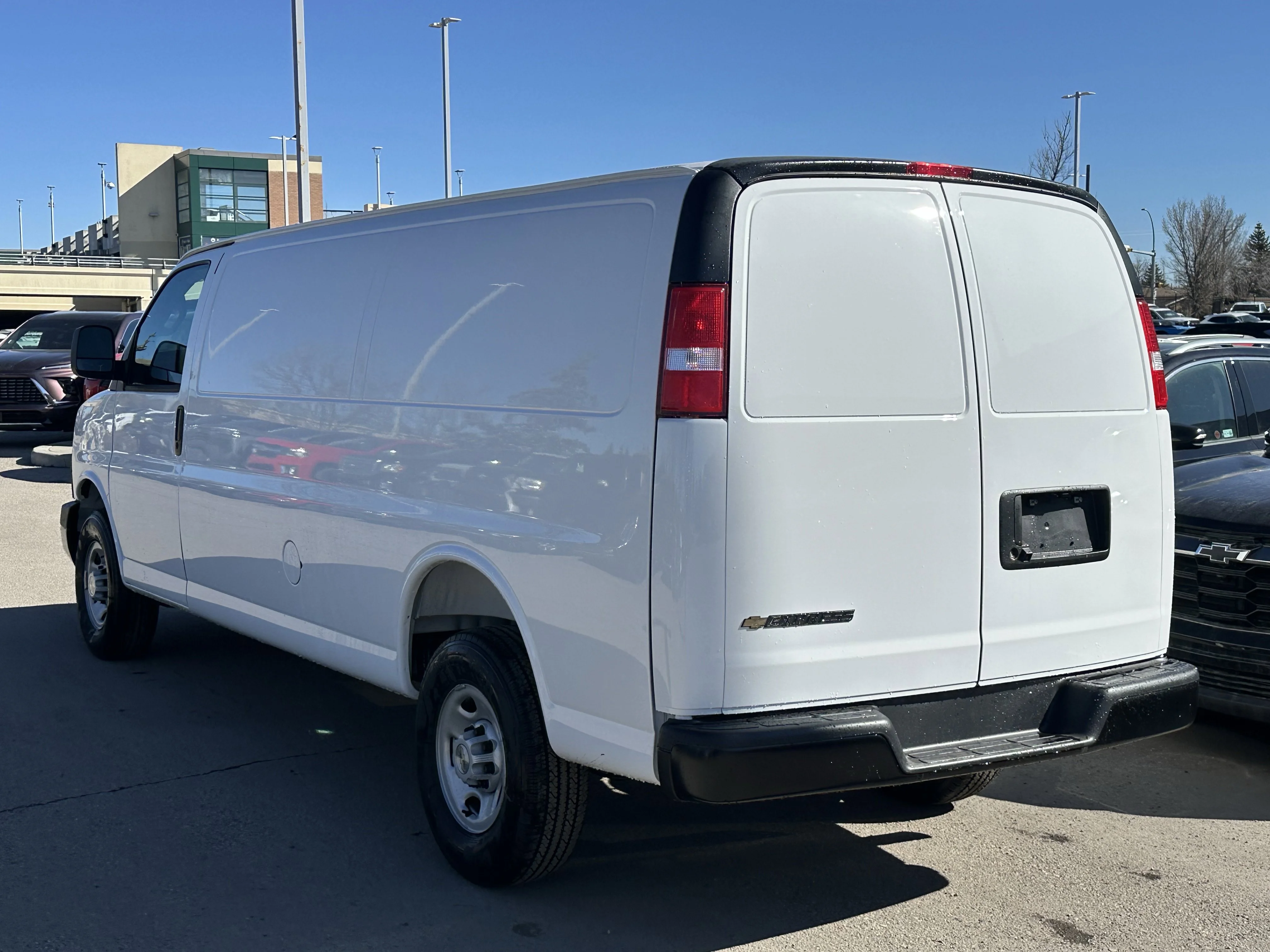 New 2026 Summit White Chevrolet RWD 3500 155 image 4