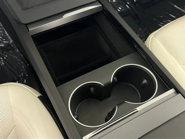 Used 2025 Blue Tesla Standard image 18