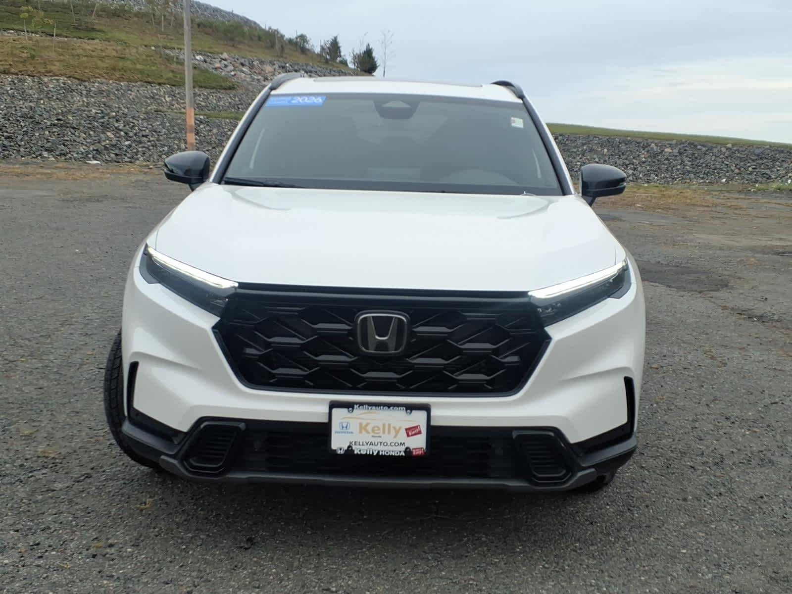 Certified Used 2026 Platinum White Pearl Honda Sport-L image 2