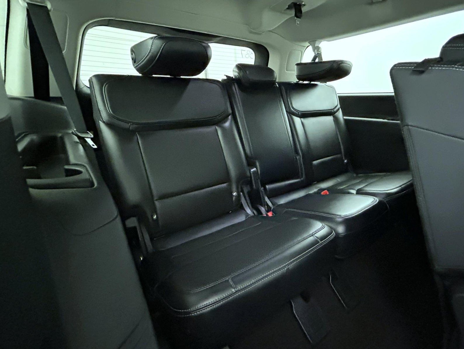 Used 2025 White Ford Platinum image 21