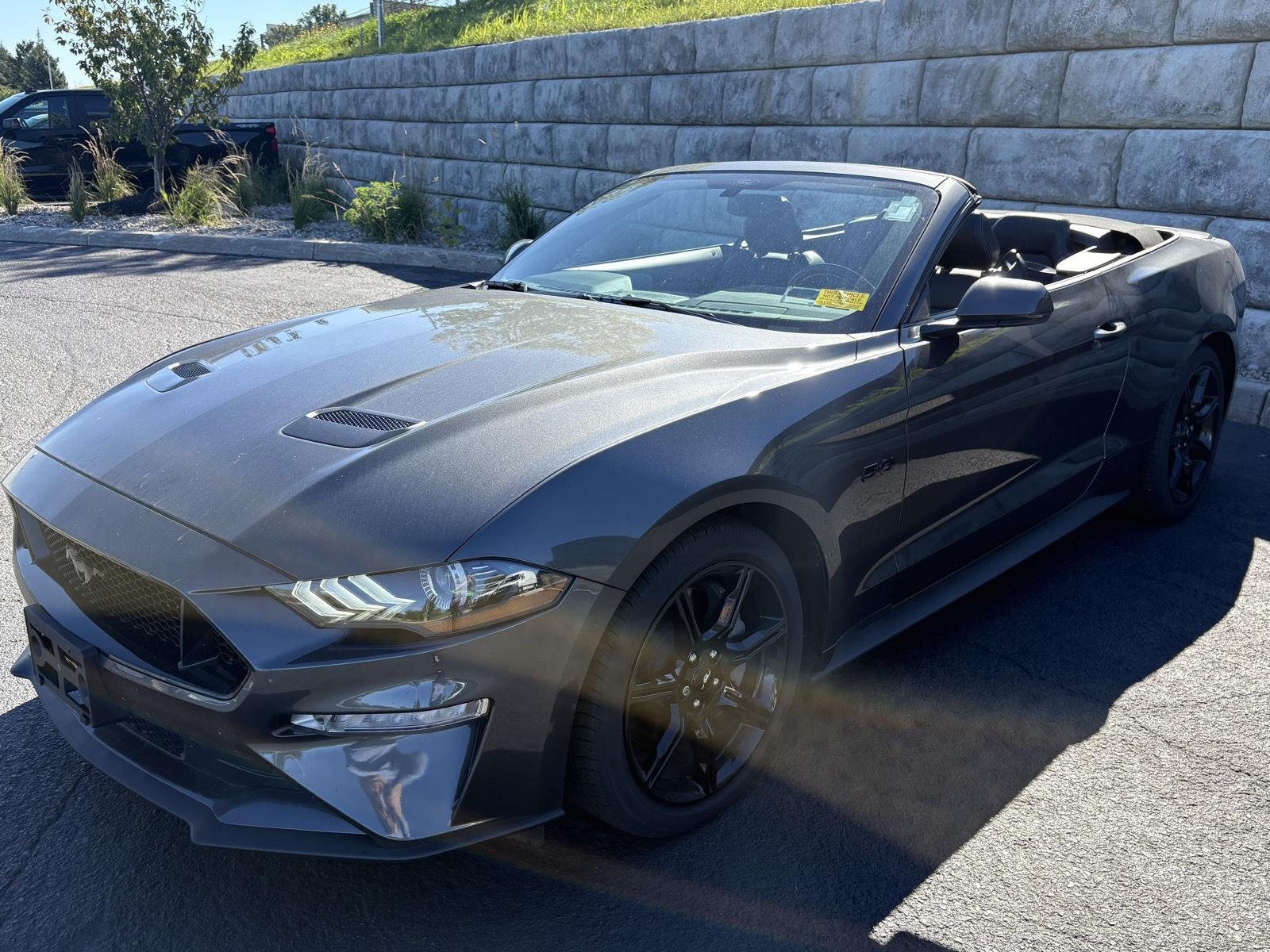 Used 2020 Magnetic Ford GT Premium image 13