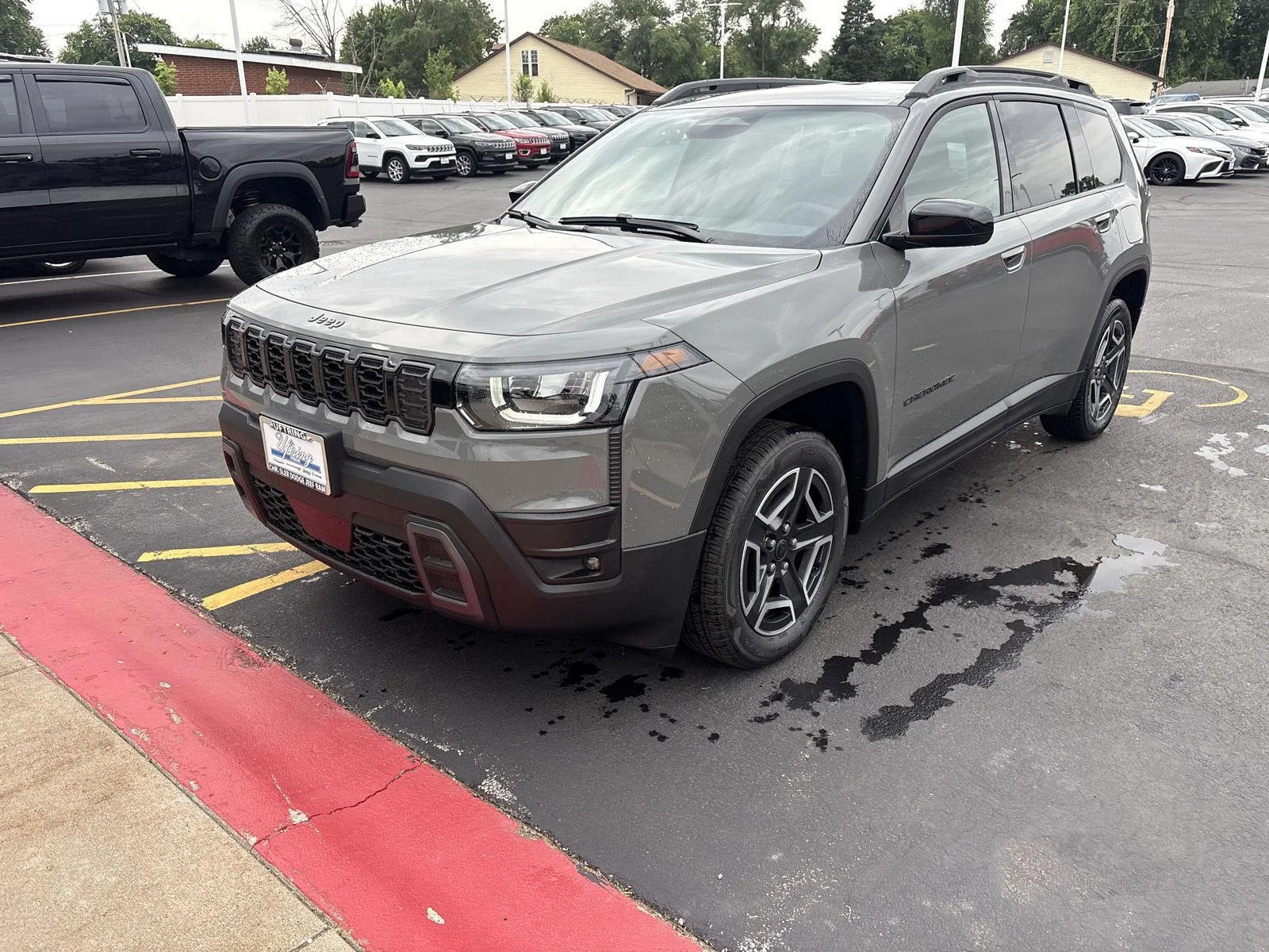 New 2026 Sting-Gray Clearcoat Jeep Laredo image 2
