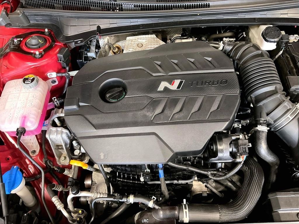 Used 2025 Red Hyundai Base image 35