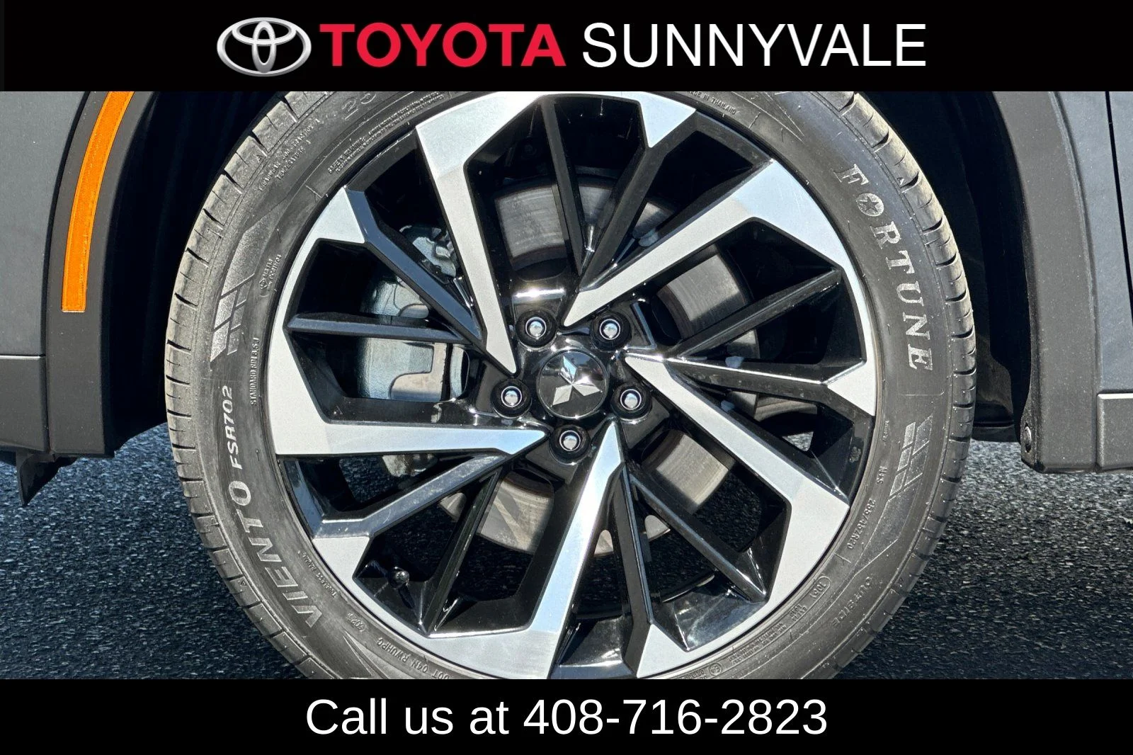Used 2024  Mitsubishi SE image 12
