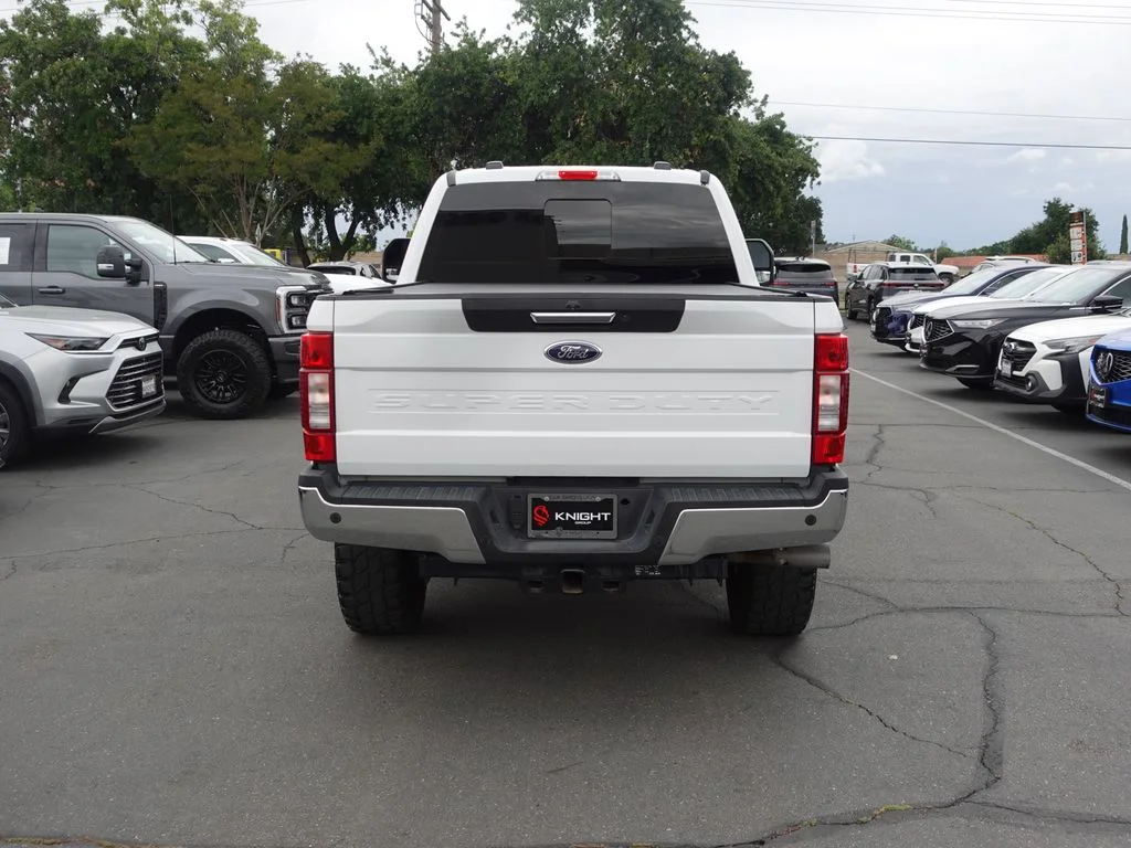 Used 2022 Oxford White Ford Lariat image 6