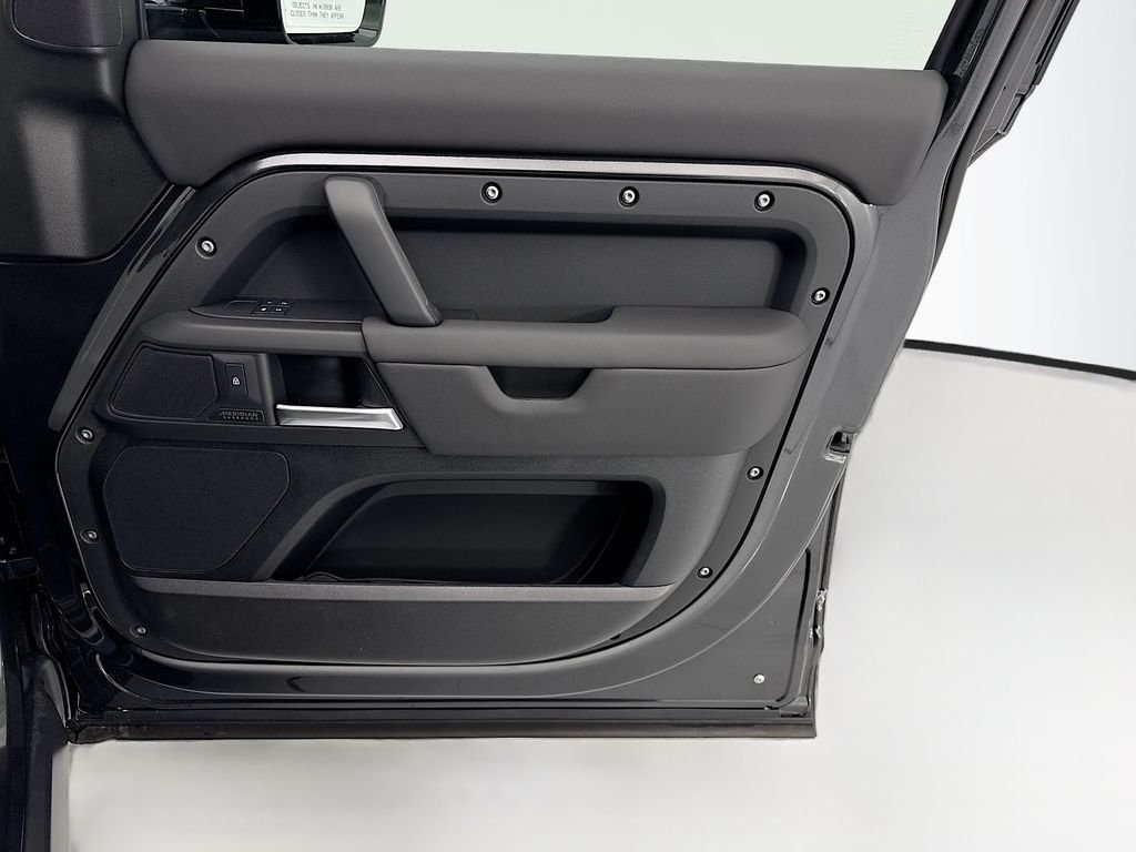 New 2026 Carpathian Grey LAND ROVER X-Dynamic SE image 24