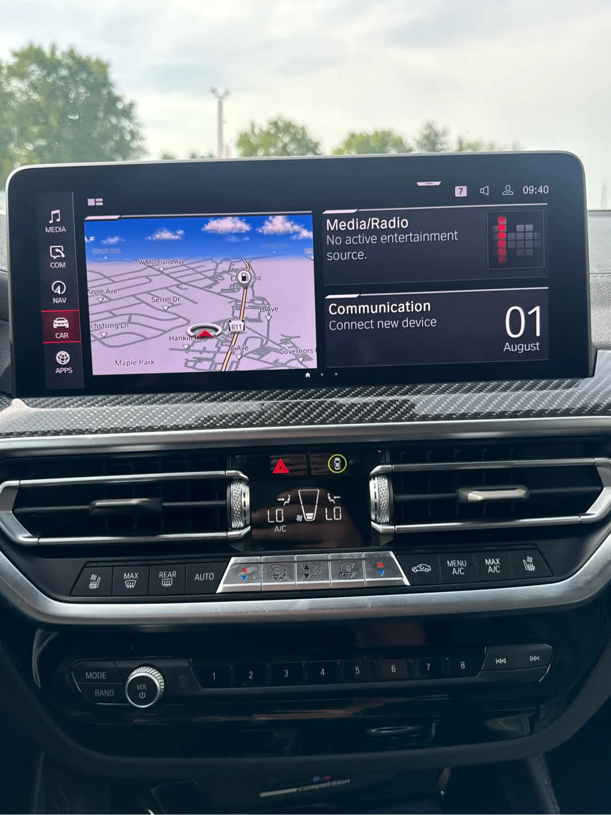 Used 2023 Orange BMW  image 26