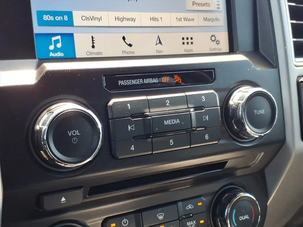 Used 2018 Red Ford Lariat image 5