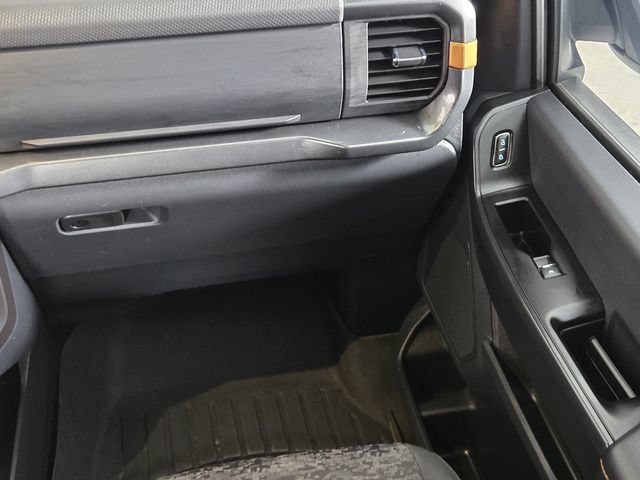 Used 2022 Silver Ford XL image 16