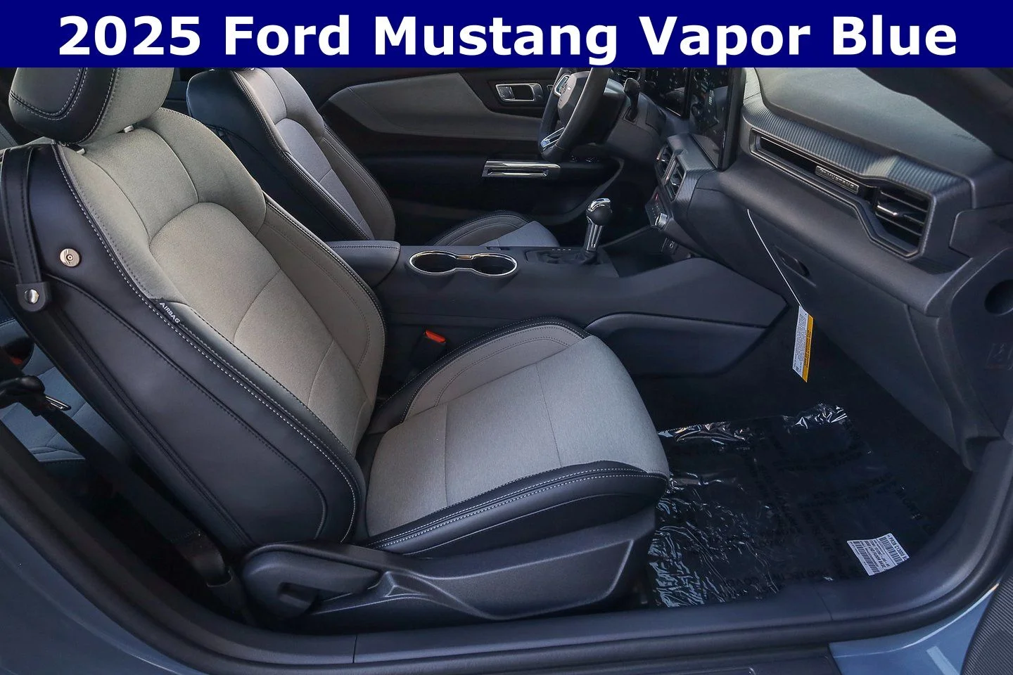 2025 Ford Mustang EcoBoost Fastback - Photo 30