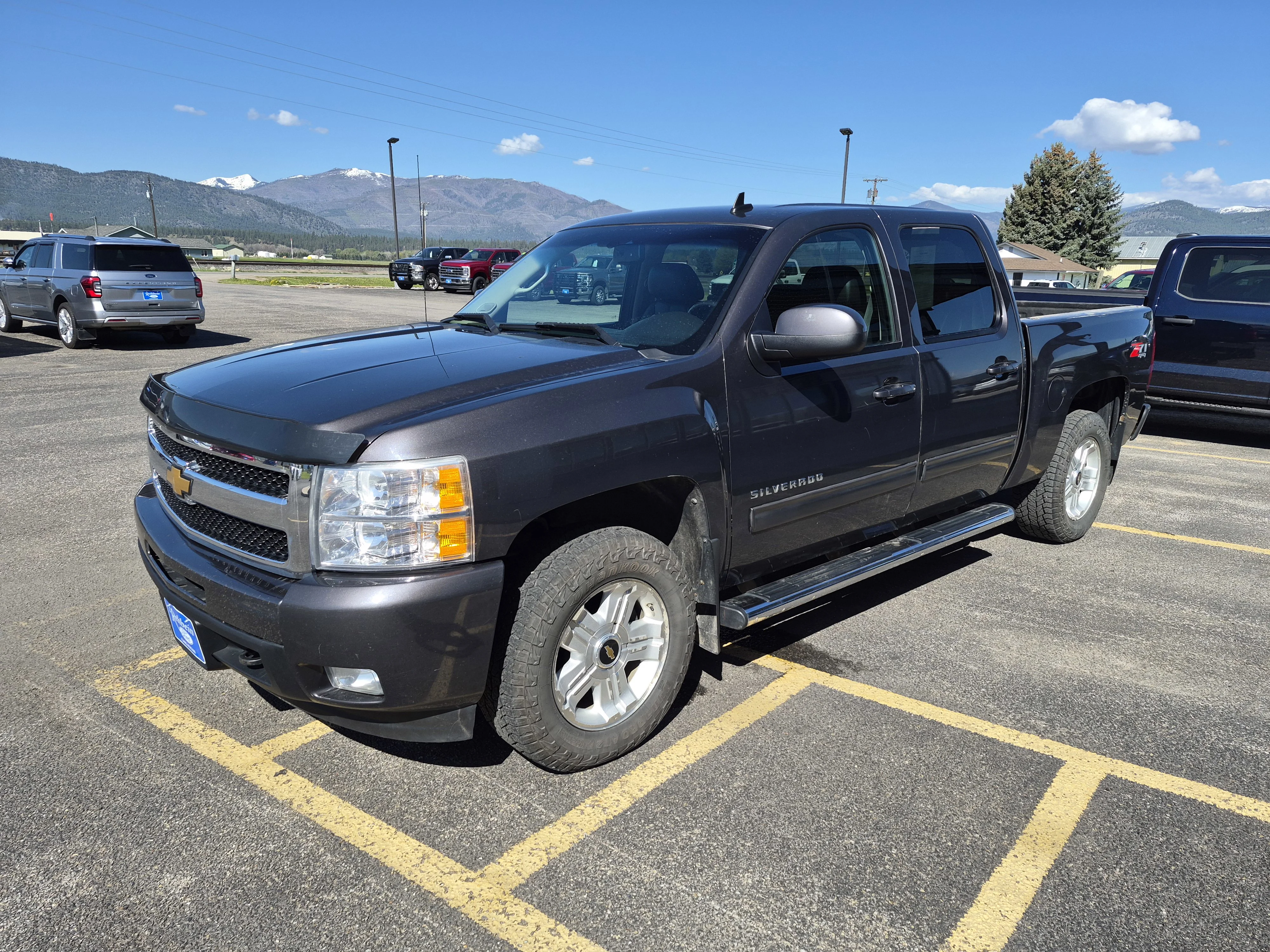 Used 2010 Gray Chevrolet LTZ image 10