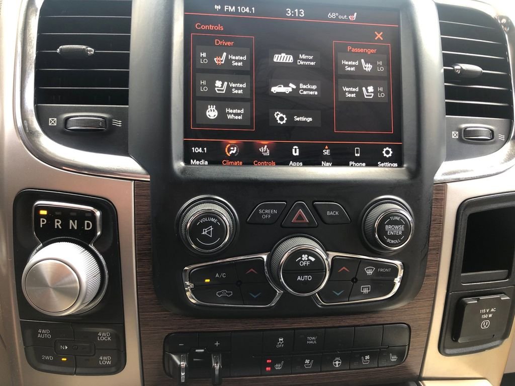 Used 2018 Black Ram Laramie image 24