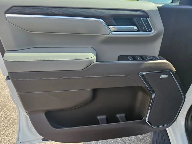 New 2026 Summit White GMC SLT image 10
