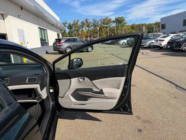 Used 2013 Black Honda LX image 28