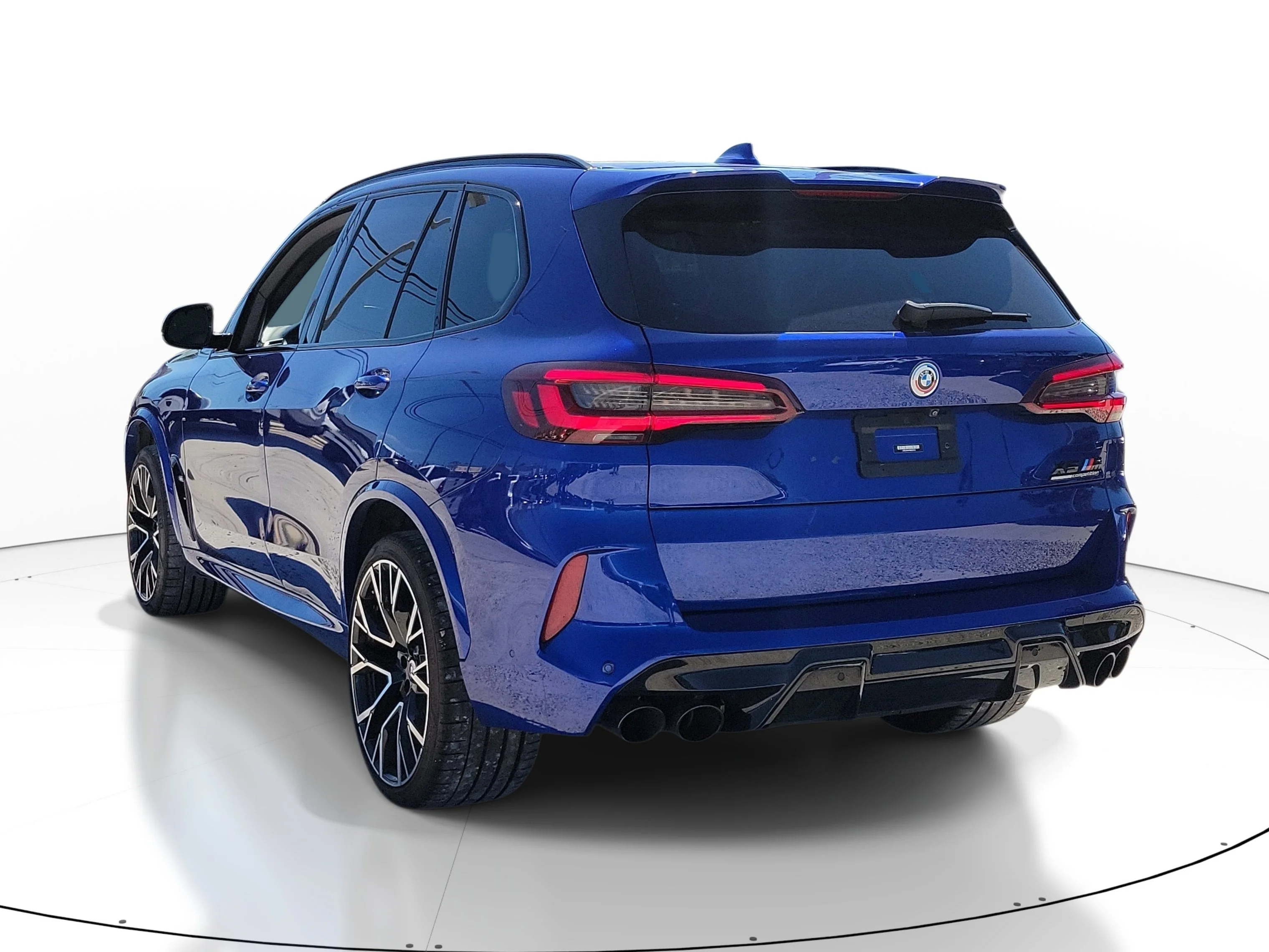 Used 2022 Marina Bay Blue Metallic BMW Base image 4