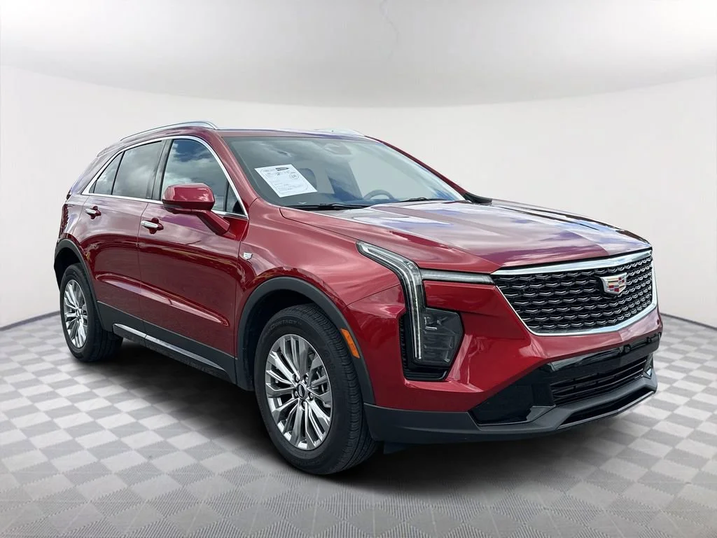 2025 Cadillac XT4 Premium Luxury's photo