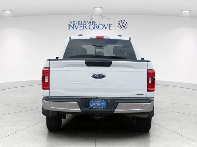 Used 2023 Oxford White Ford XLT image 6